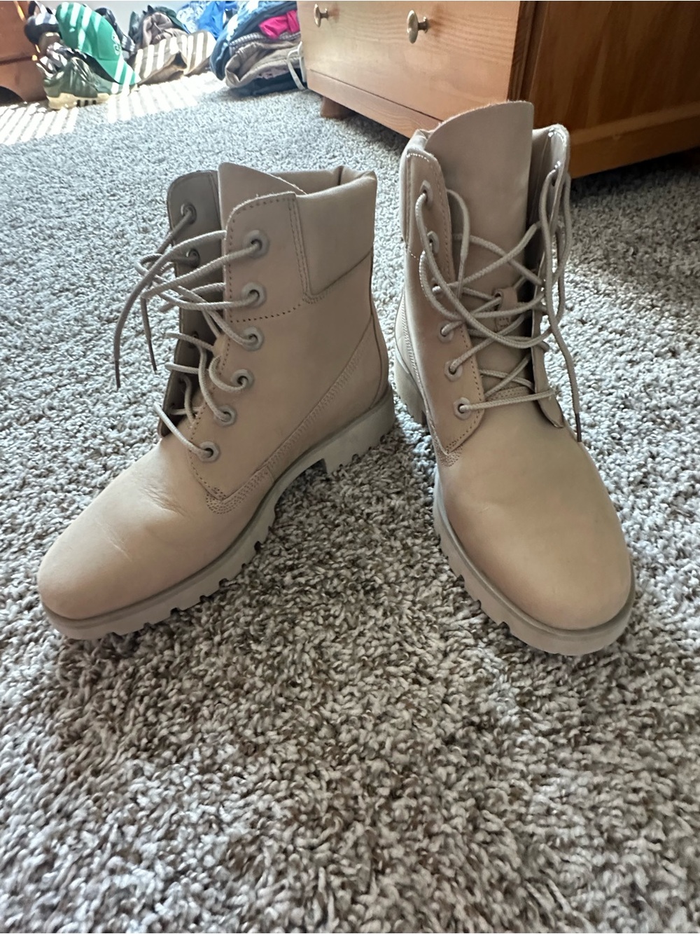 Timberland Women's Lace-Up Boots in Taupe NWOT